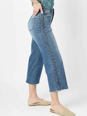 Judy Blue Braided Side High Waist Wide Leg Crop Jeans Size 7/28 New